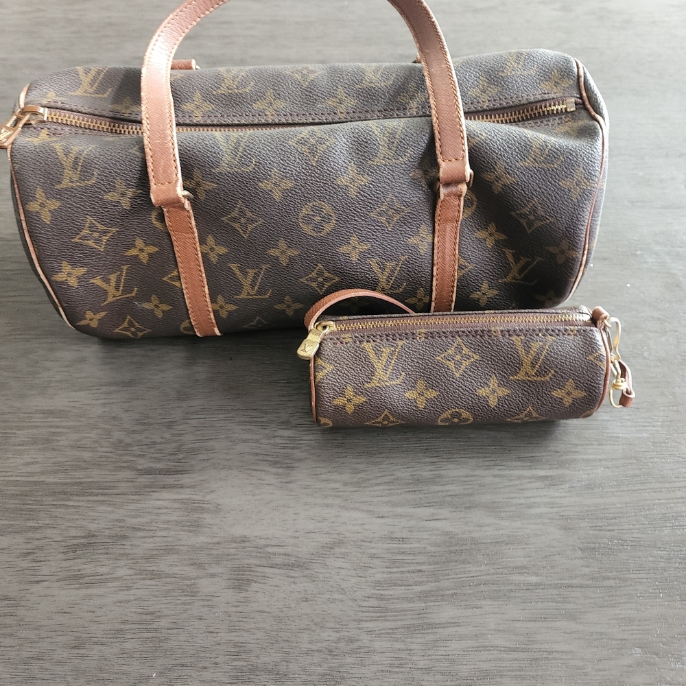 SOLD Papillion 30 2 piece bundle - Picture 1 of 1